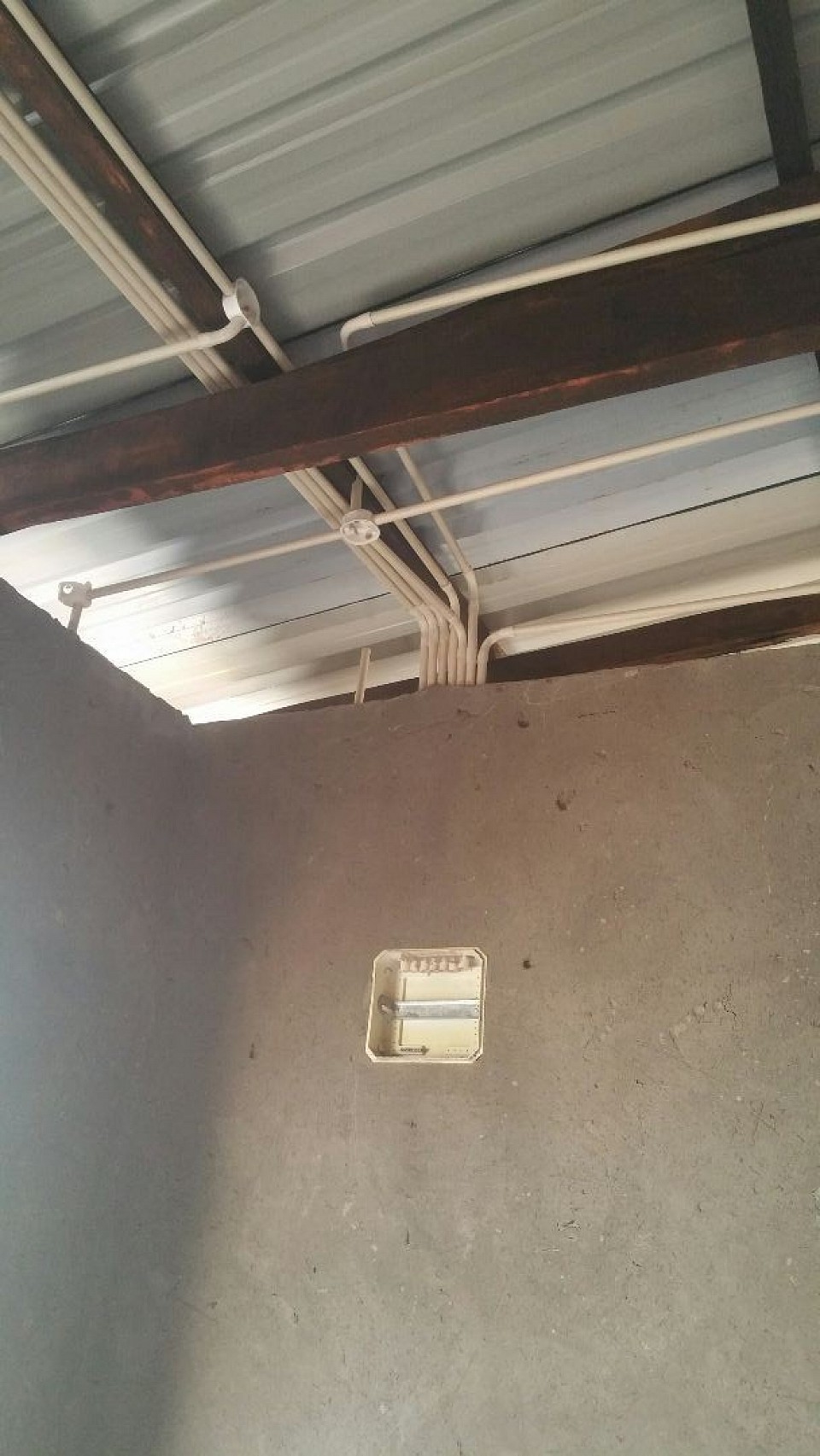 FOR THE BEST  HOUSE WIRING CALL US 0979207490